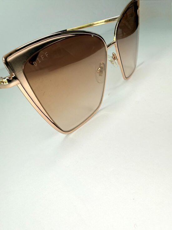 DIFF Becky -Rose Gold Oversized Cat Eye Sunglasses Gradient Lens w/ Case & Cloth main image 11